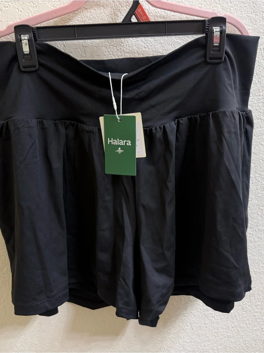 HALARA Black Skort with Branded Tag - Picture 1 of 13